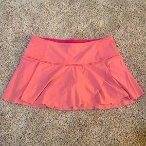 Lululemon peach colored skirt